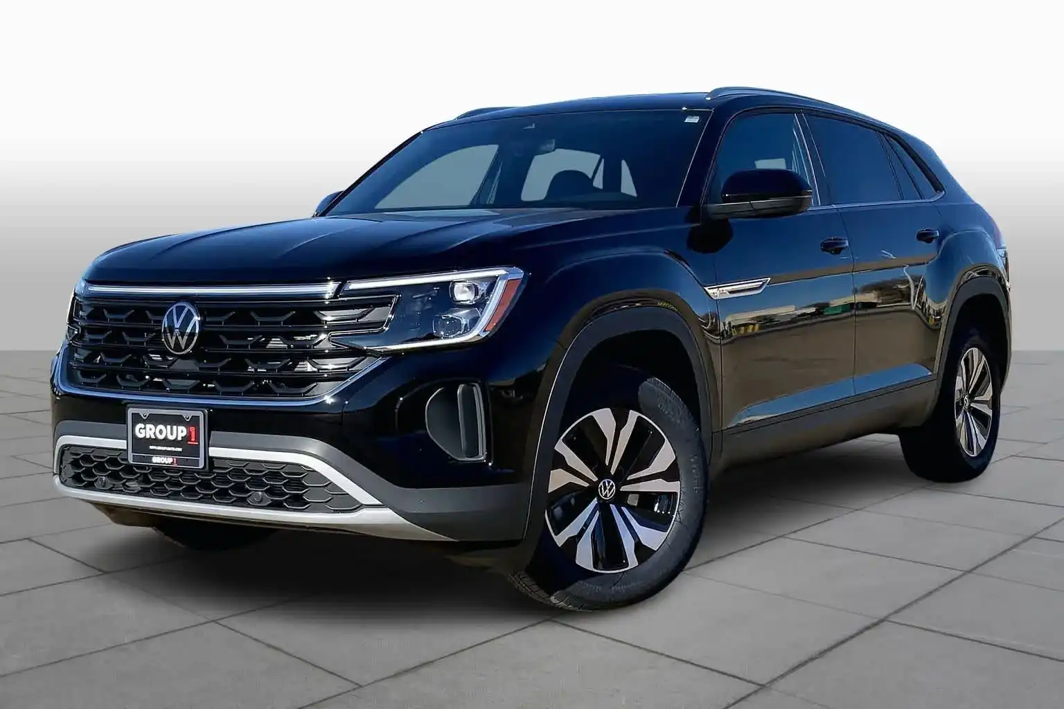 2026 Volkswagen Atlas Cross Sport 2.0T SE 4MOTION's photo