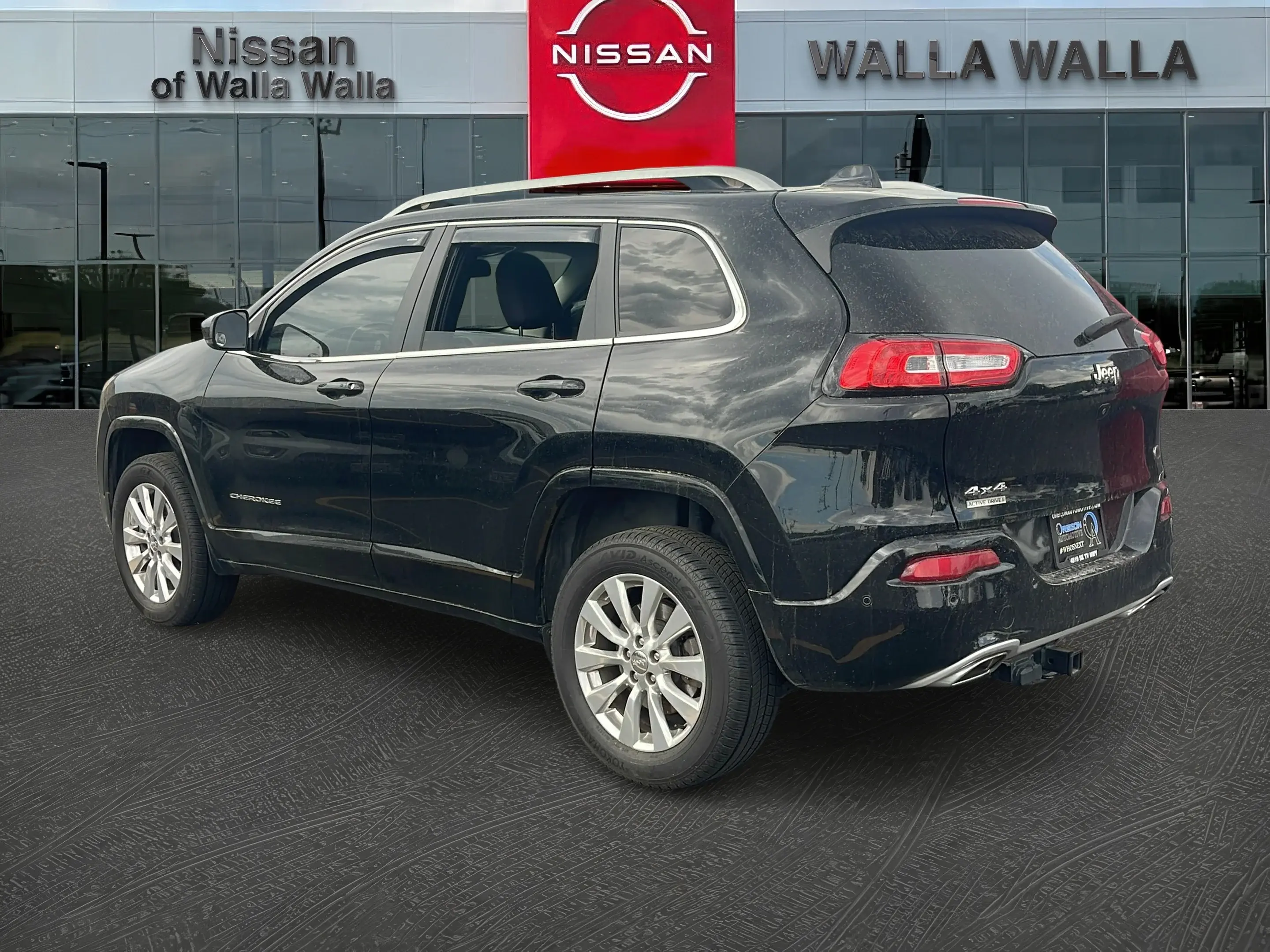 2017 Jeep Cherokee Overland 4X4 photo 4