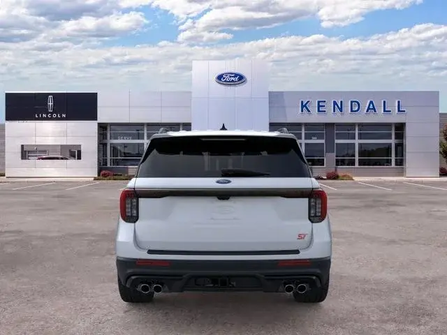 2026 Ford Explorer ST 4WD photo 5