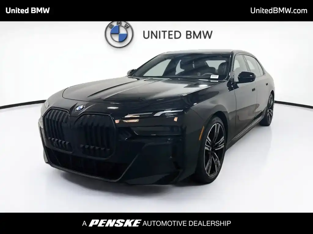 2025 BMW 7 Series 740i Sedan's photo