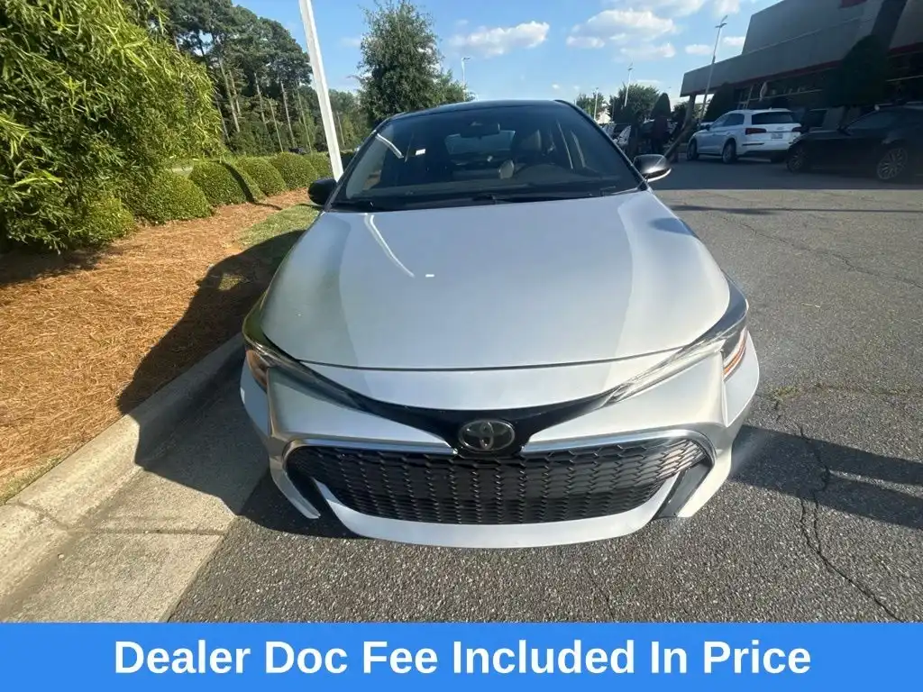 2020 Toyota Corolla XSE's photo