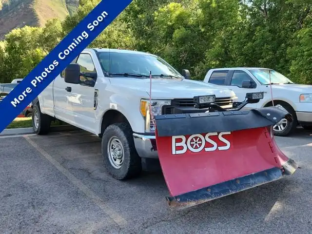2017 Ford F-250 XL 4x4 SuperCab 8' Box's photo
