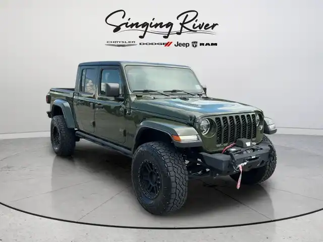 2021 Jeep Gladiator Sport S's photo
