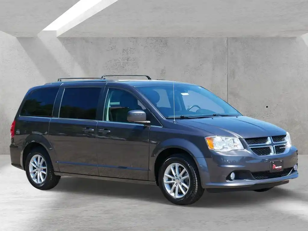 2019 Dodge Grand Caravan SXT's photo
