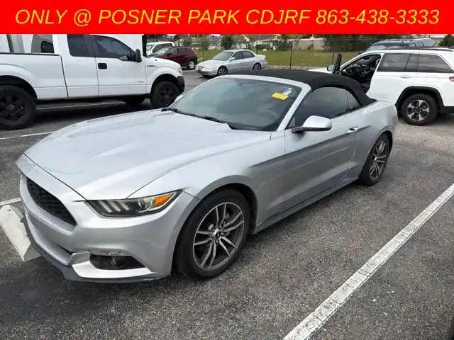 2016 Ford Mustang EcoBoost Convertible Premium's photo