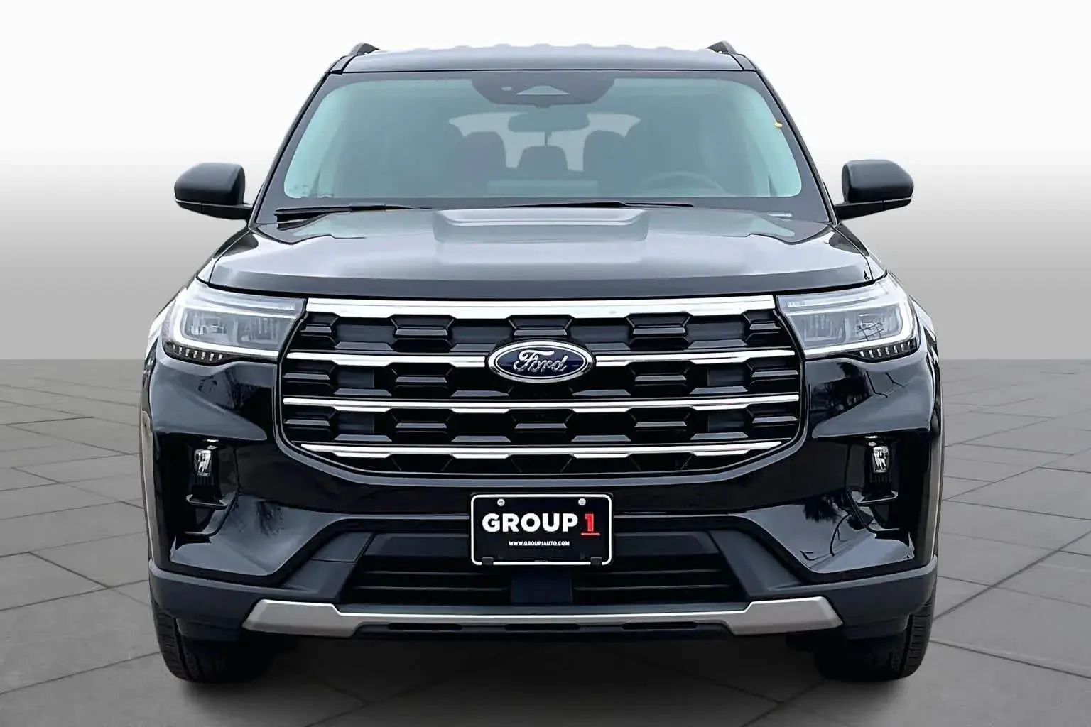 2026 Ford Explorer undefined photo 3