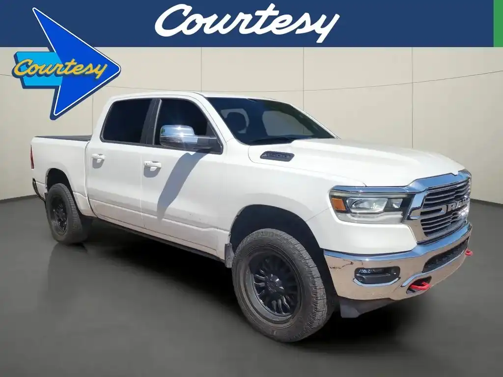 2023 RAM 1500 Laramie 4x4 Crew Cab 5'7's photo