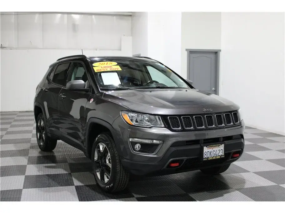 2018 Jeep Compass Trailhawk 4X4 photo 3