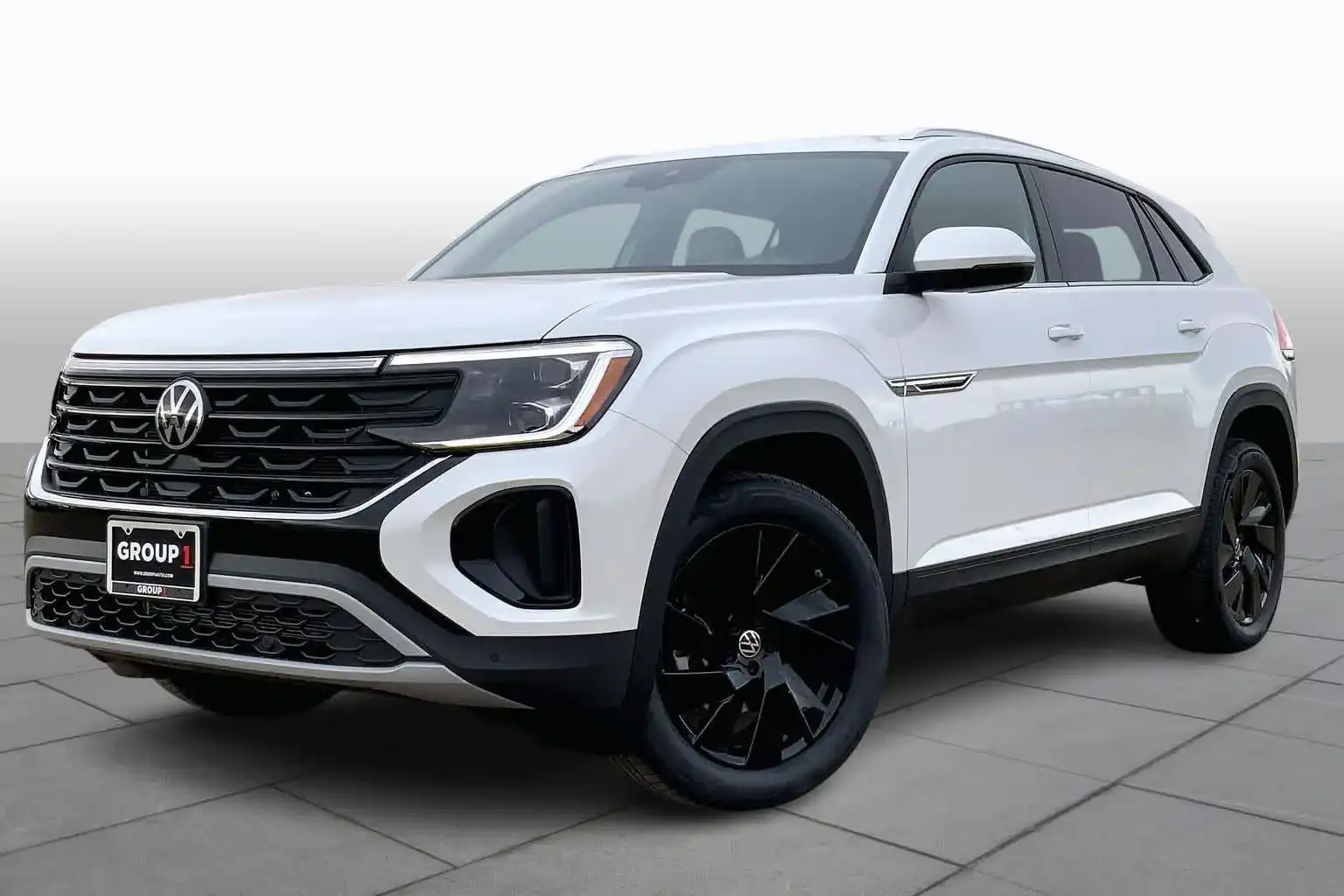 2026 Volkswagen Atlas Cross Sport 2.0T SE w/Tech 4MOTION's photo