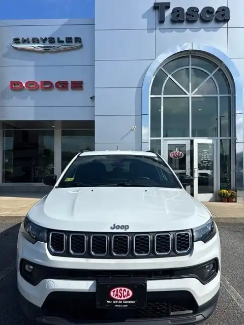 2024 Jeep Compass Latitude 4WD's photo