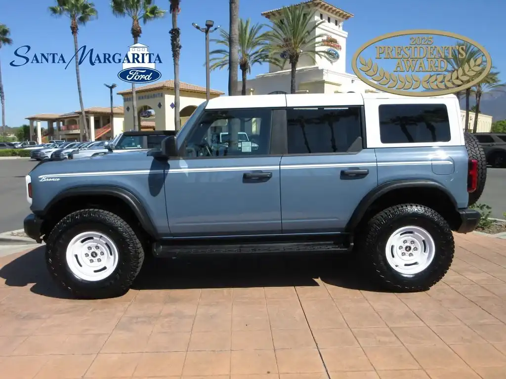 2025 Ford Bronco Heritage Edition 4WD's photo
