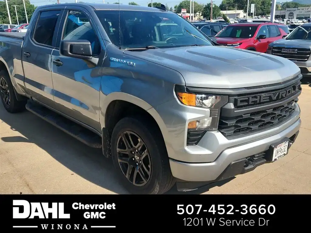 2023 Chevrolet Silverado 1500 Custom 4X4 Crew Cab Standard Box's photo