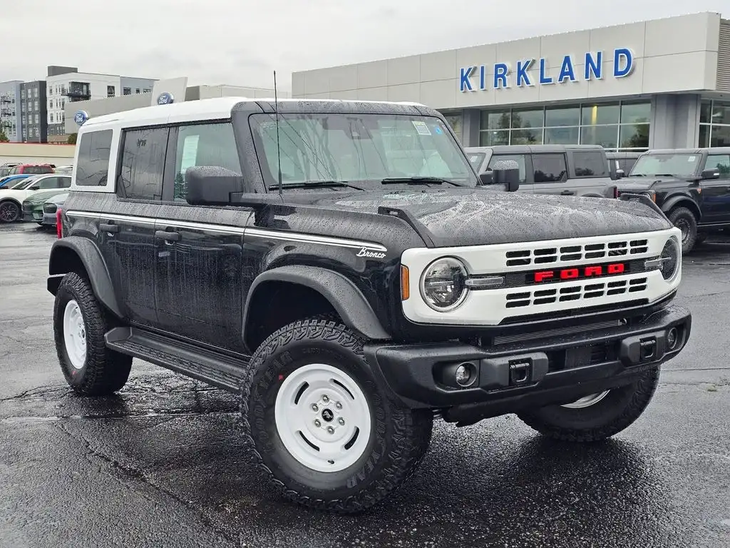 2025 Ford Bronco Heritage Edition 4x4's photo