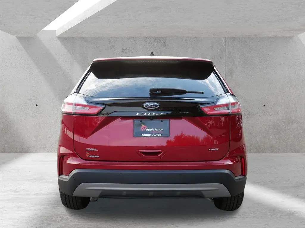 2024 Ford Edge SEL AWD photo 5