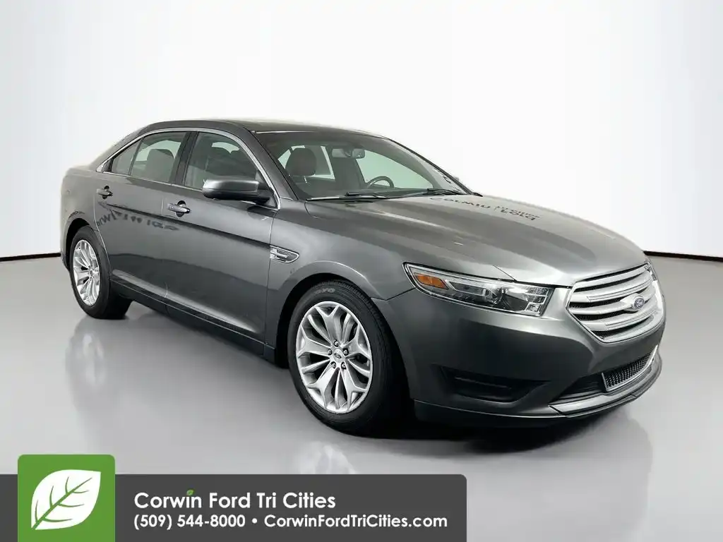 2015 Ford Taurus Limited FWD's photo