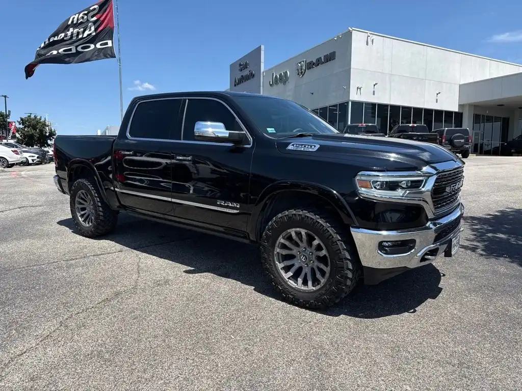 2021 RAM 1500 Limited 4x4 Crew Cab 5'7's photo