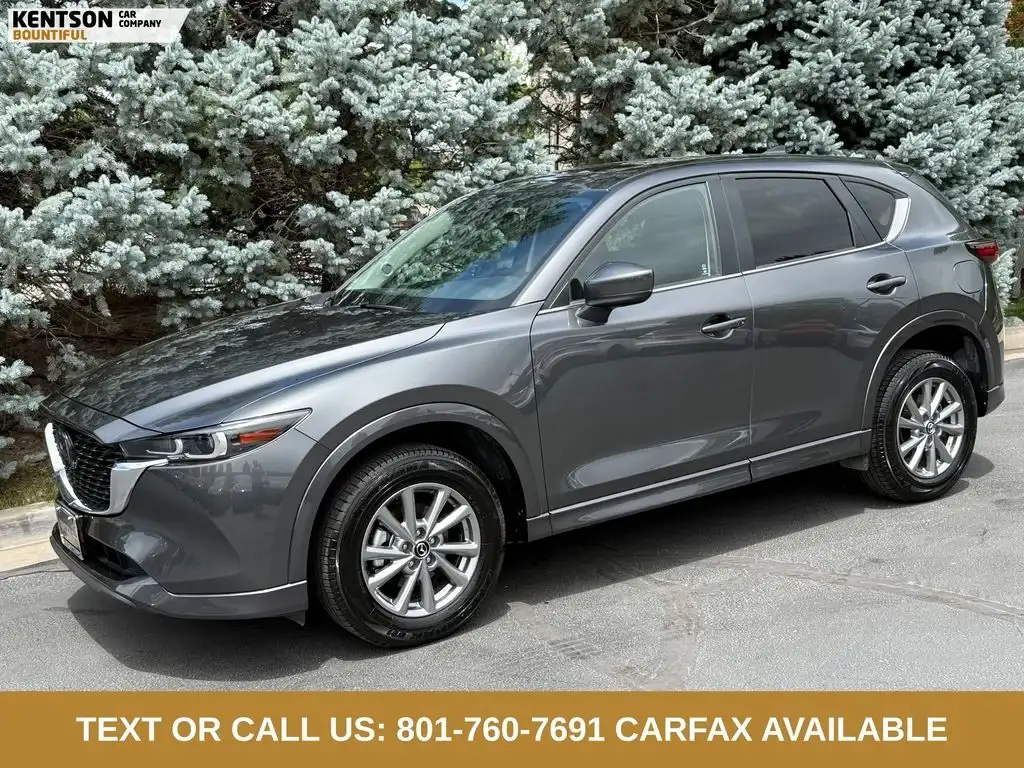2025 Mazda CX-5 S Preferred package Auto AWD's photo