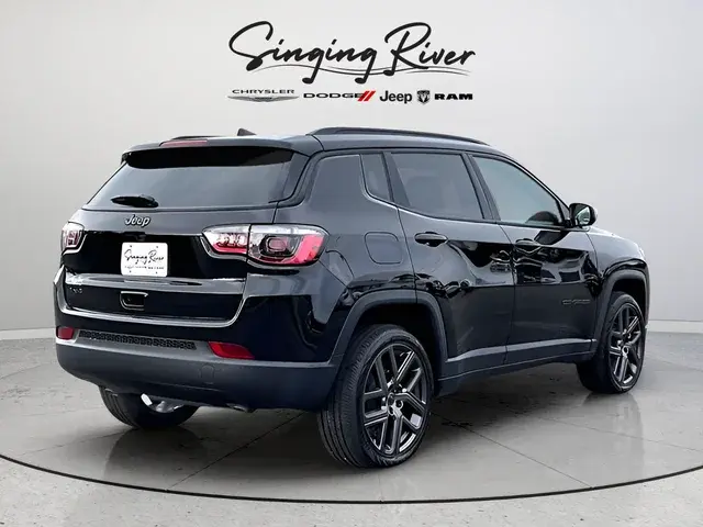 2026 Jeep Compass Altitude 4X4 photo 5