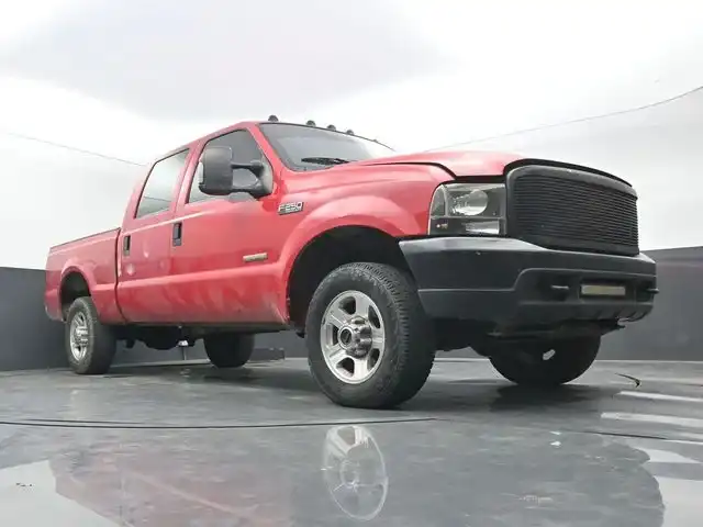 2004 Ford F-250 XLT 4WD Crew Cab SWB's photo