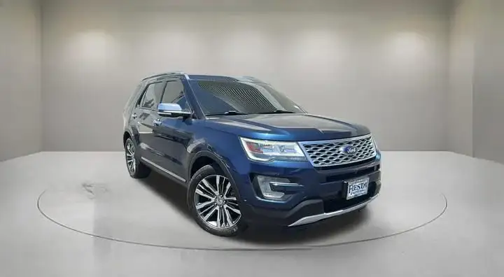 2017 Ford Explorer Platinum 4WD photo 1