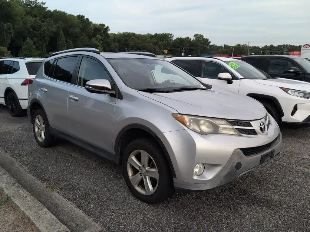 2013 Toyota RAV4 XLE AWD's photo