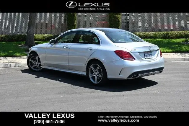 2017 Mercedes-Benz C-Class C300 photo 4