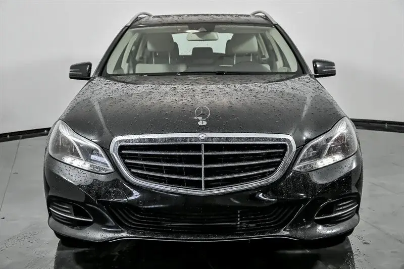 2016 Mercedes-Benz E-Class E350 Luxury 4MATIC photo 4