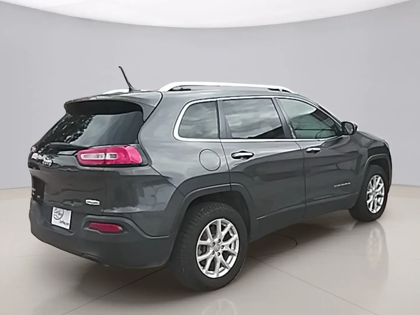 2014 Jeep Cherokee Latitude 4WD photo 5