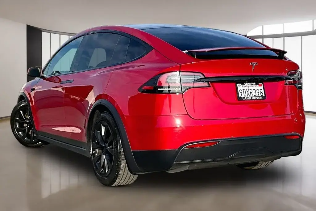 2023 Tesla Model X Long Range photo 4