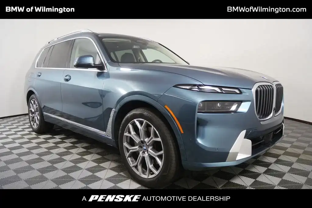 2025 BMW X7 xDrive40i's photo