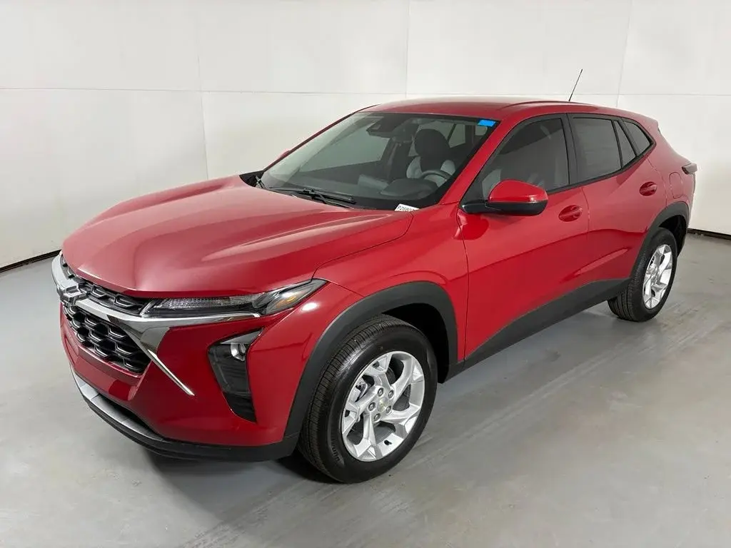 2026 Chevrolet Trax LS photo 5