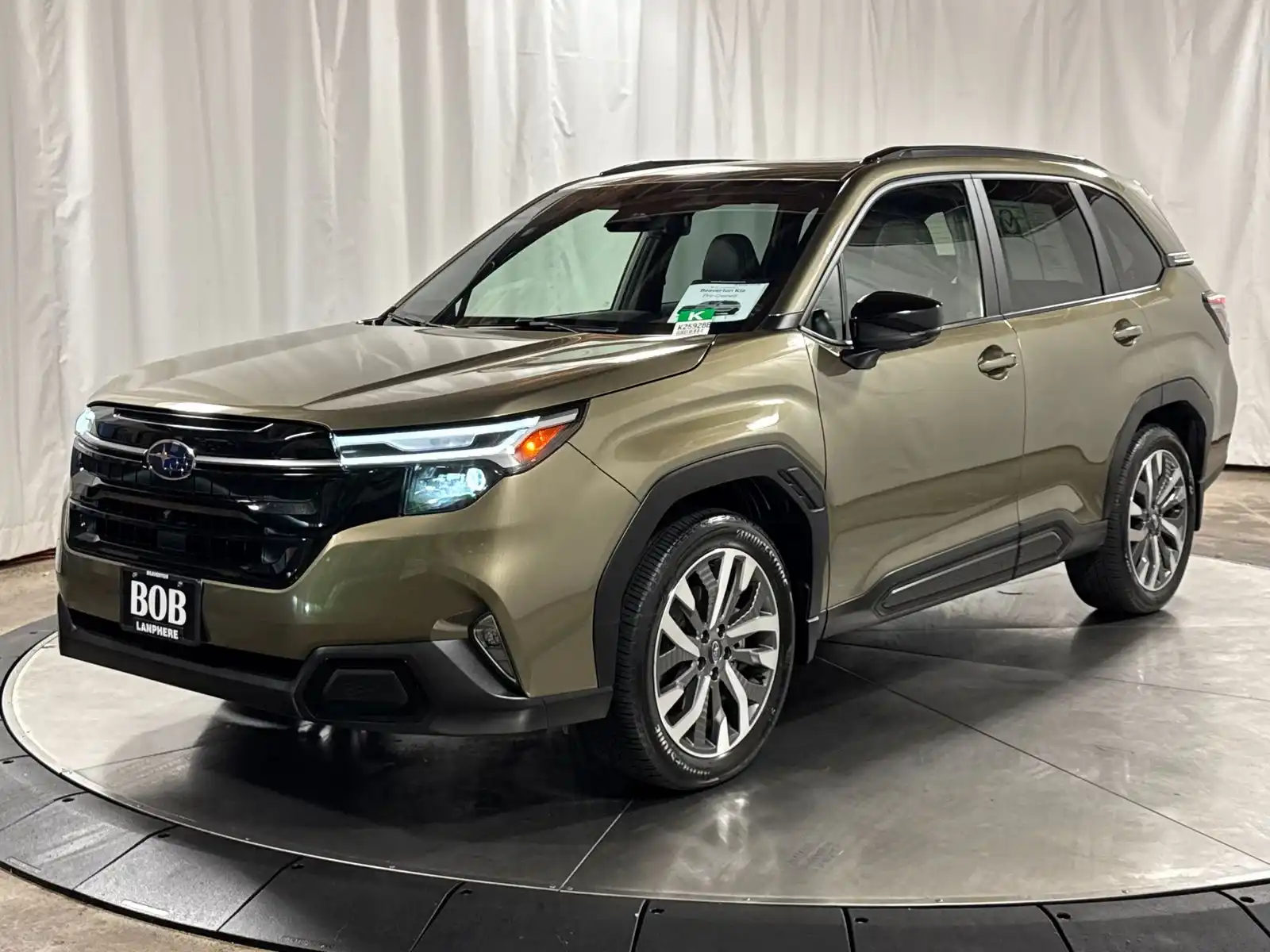 2025 Subaru Forester Touring's photo
