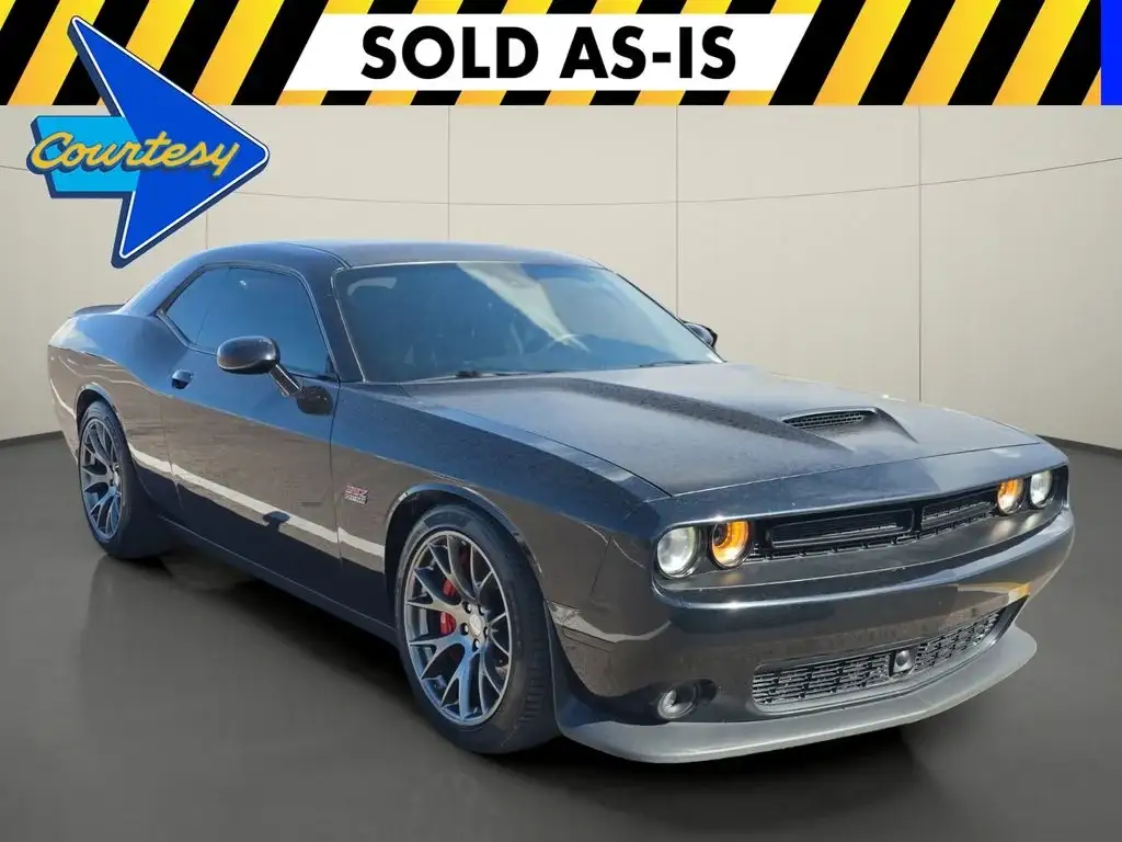 2016 Dodge Challenger SRT 392 photo 1