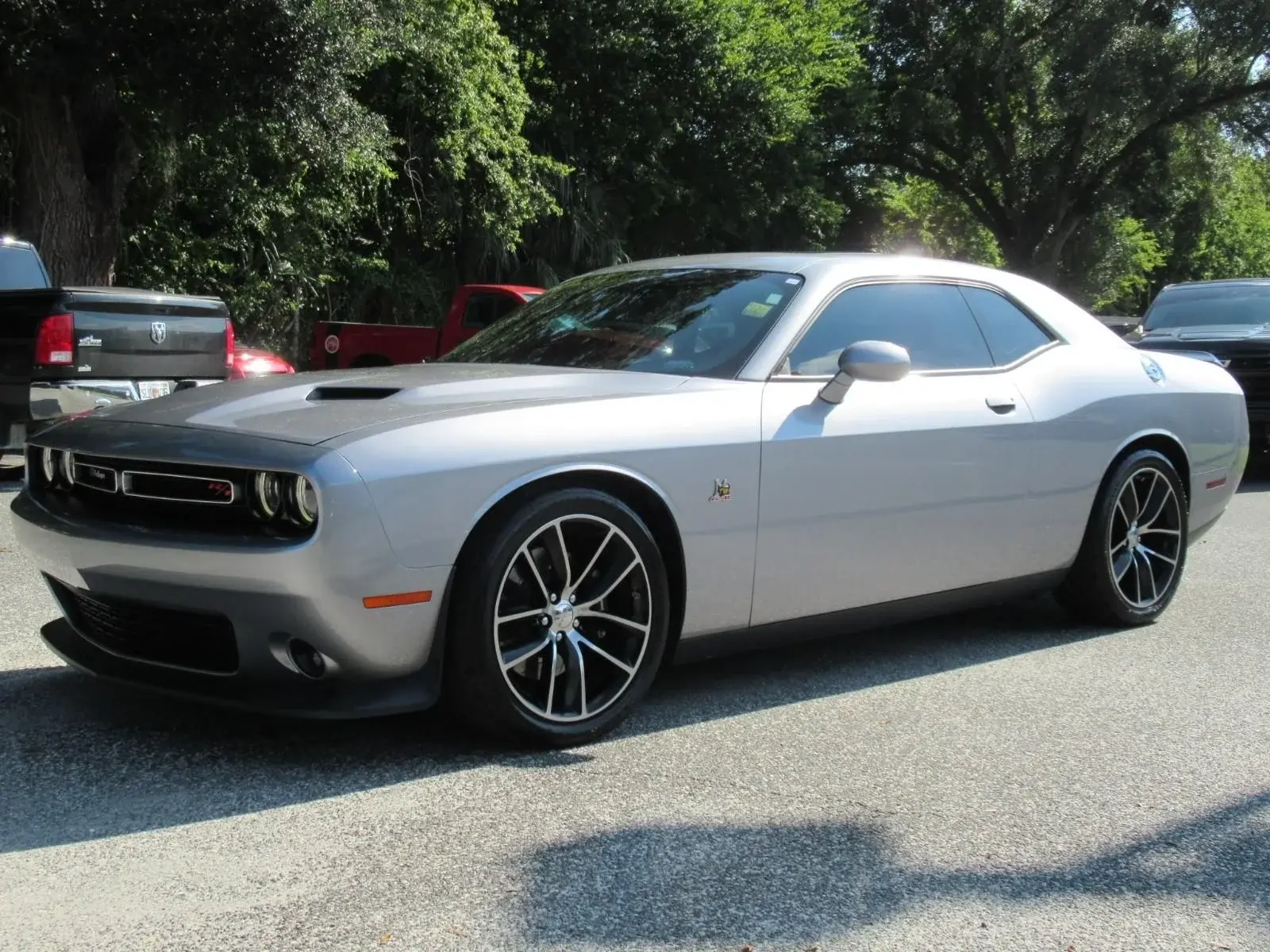 2015 Dodge Challenger Scat Pack photo 3