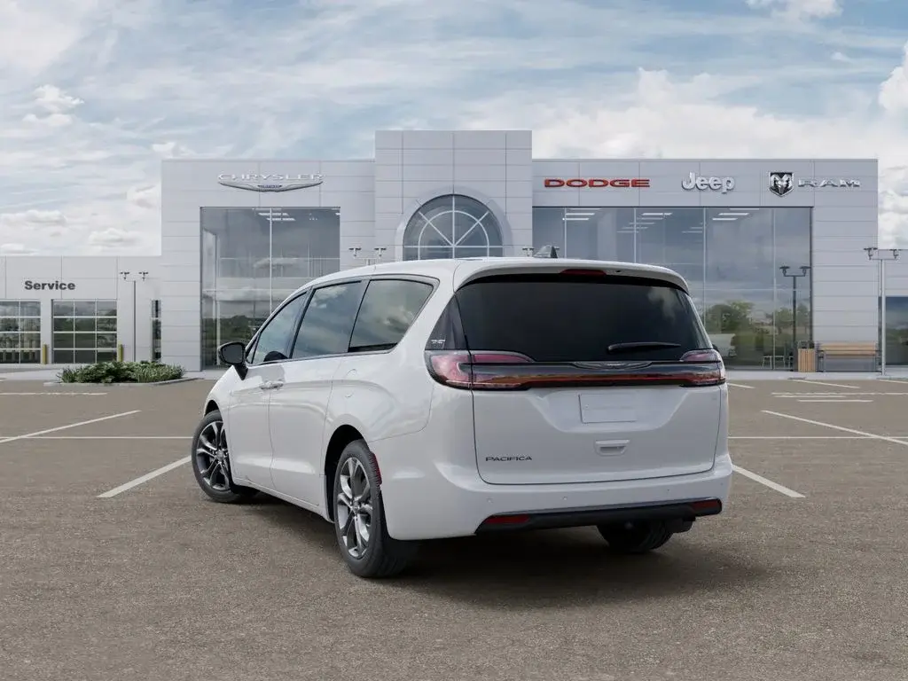 2026 Chrysler Pacifica Select photo 3
