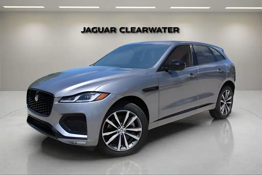 2026 Jaguar F-PACE P250 R-Dynamic S's photo
