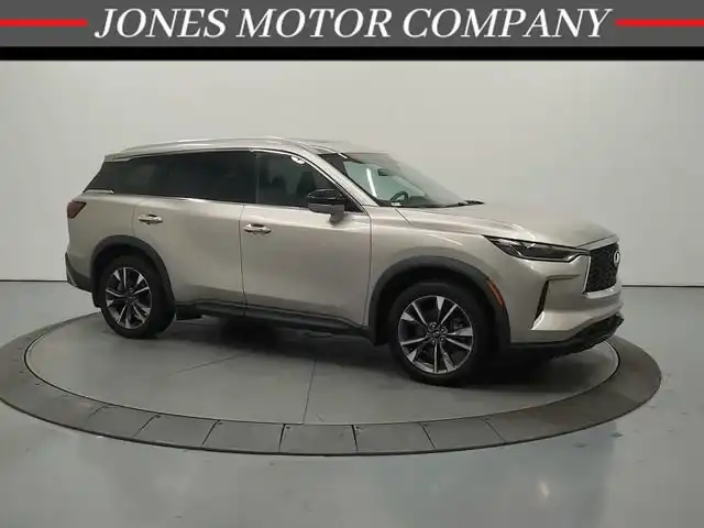 2023 INFINITI QX60 LUXE AWD's photo