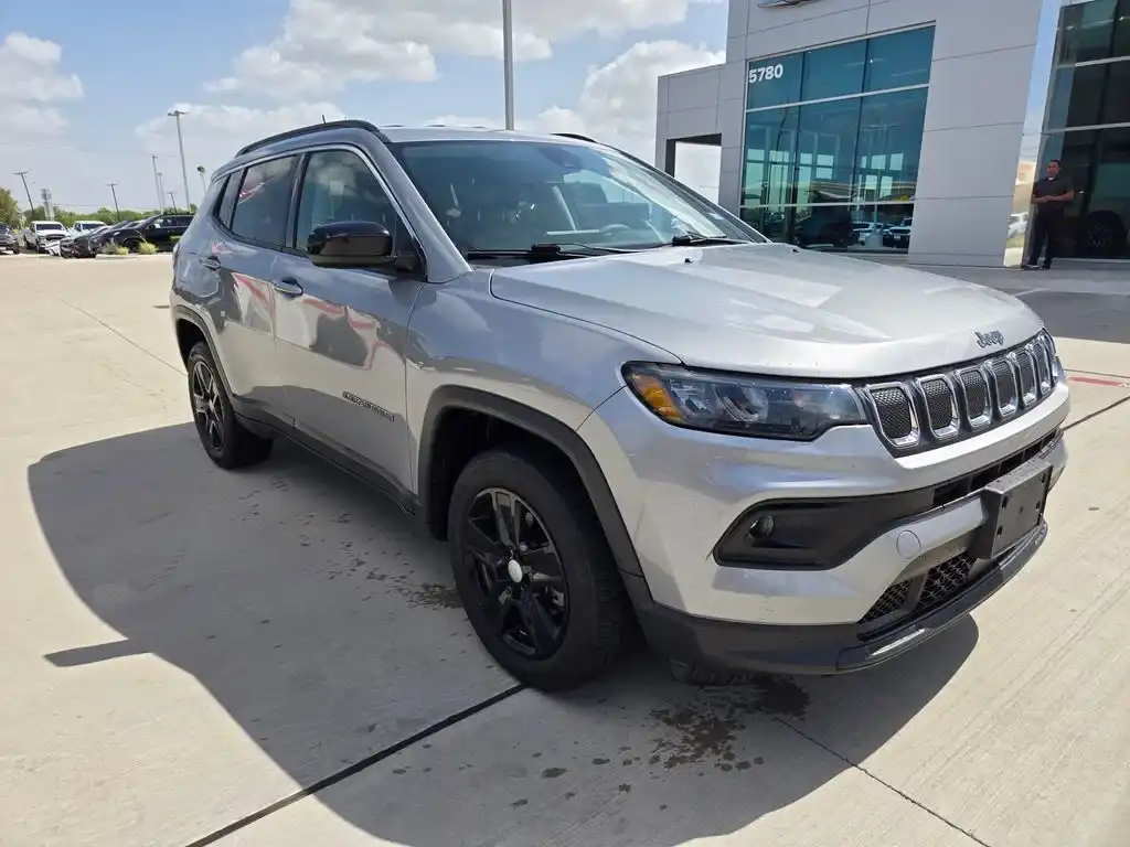 2022 Jeep Compass Latitude 4X4's photo