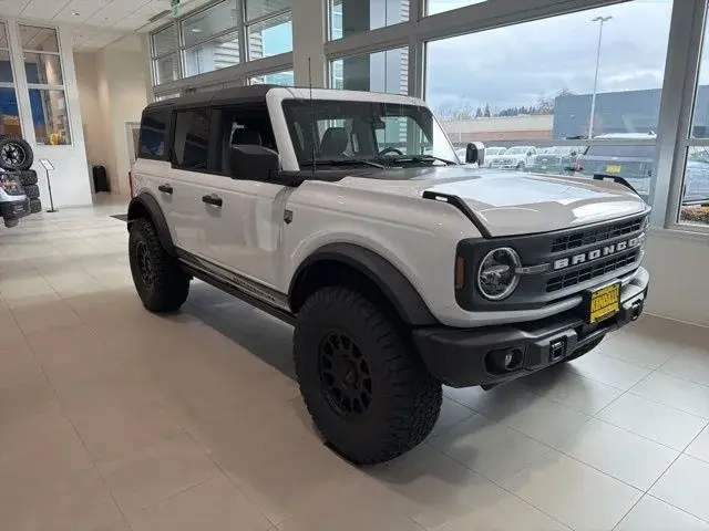 2025 Ford Bronco Big Bend 4x4 photo 3
