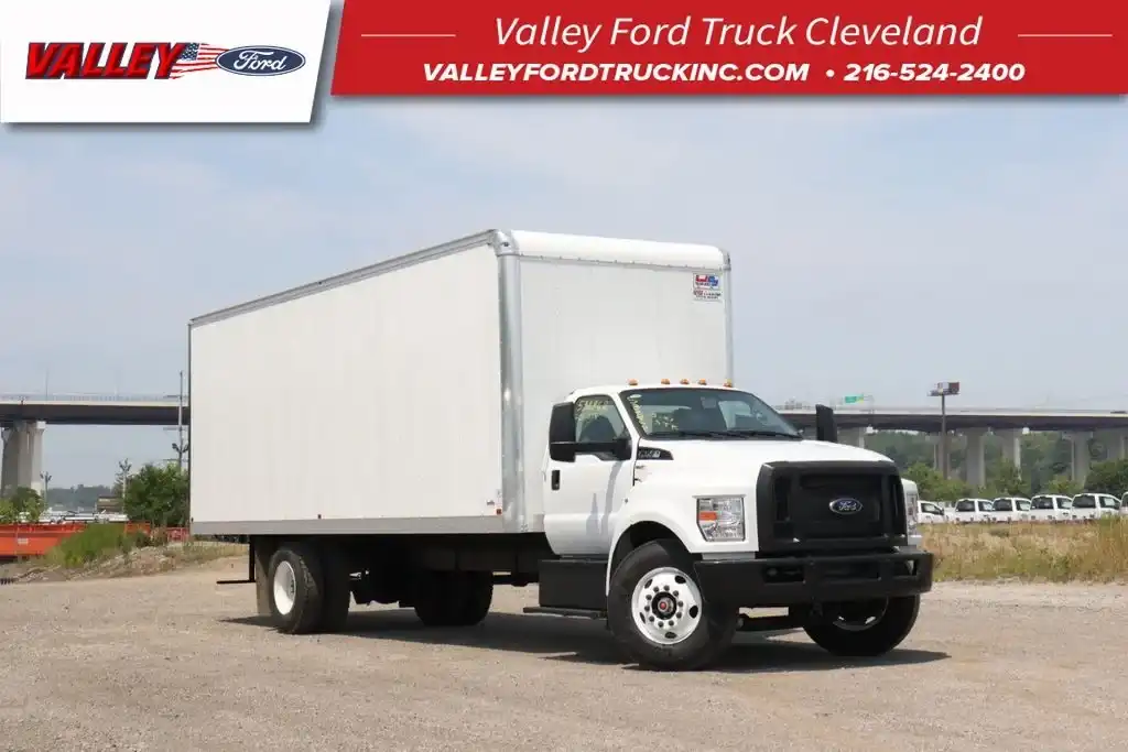2027 Ford F-750's photo
