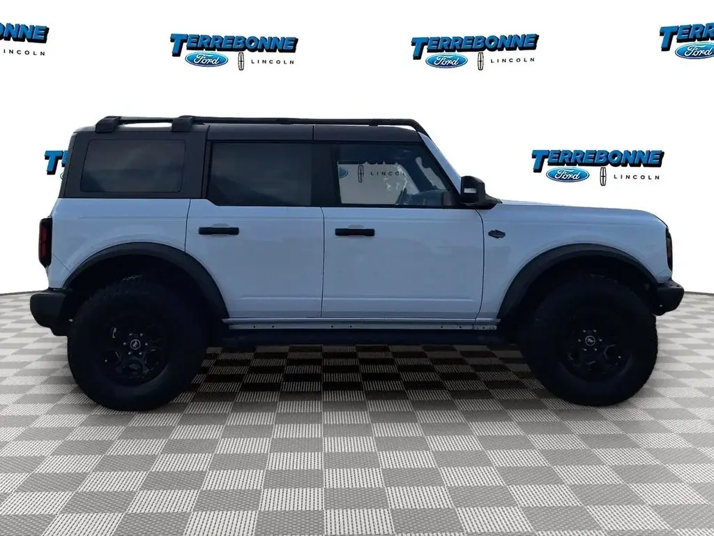 2023 Ford Bronco Wildtrak 4WD photo 4