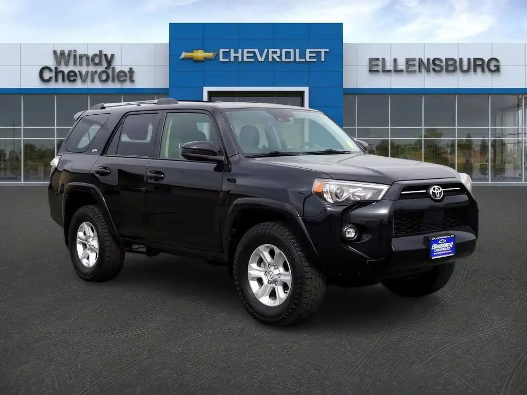 2021 Toyota 4Runner SR5 4WD V6's photo