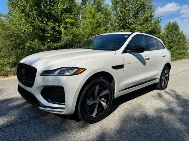 2025 Jaguar F-PACE P250 R-Dynamic S's photo