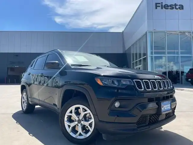 2025 Jeep Compass Latitude 4X4's photo