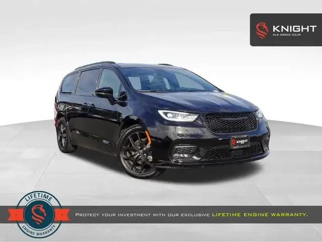 2026 Chrysler Pacifica Limited photo 1