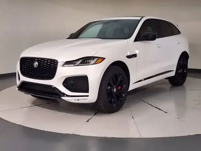 2026 Jaguar F-PACE P400 R-Dynamic S's photo