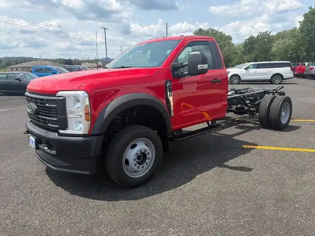 2026 Ford F-550 XL 4x4 Regular Cab 169-In DRW's photo