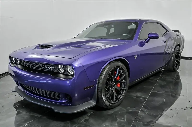 2016 Dodge Challenger SRT Hellcat photo 5