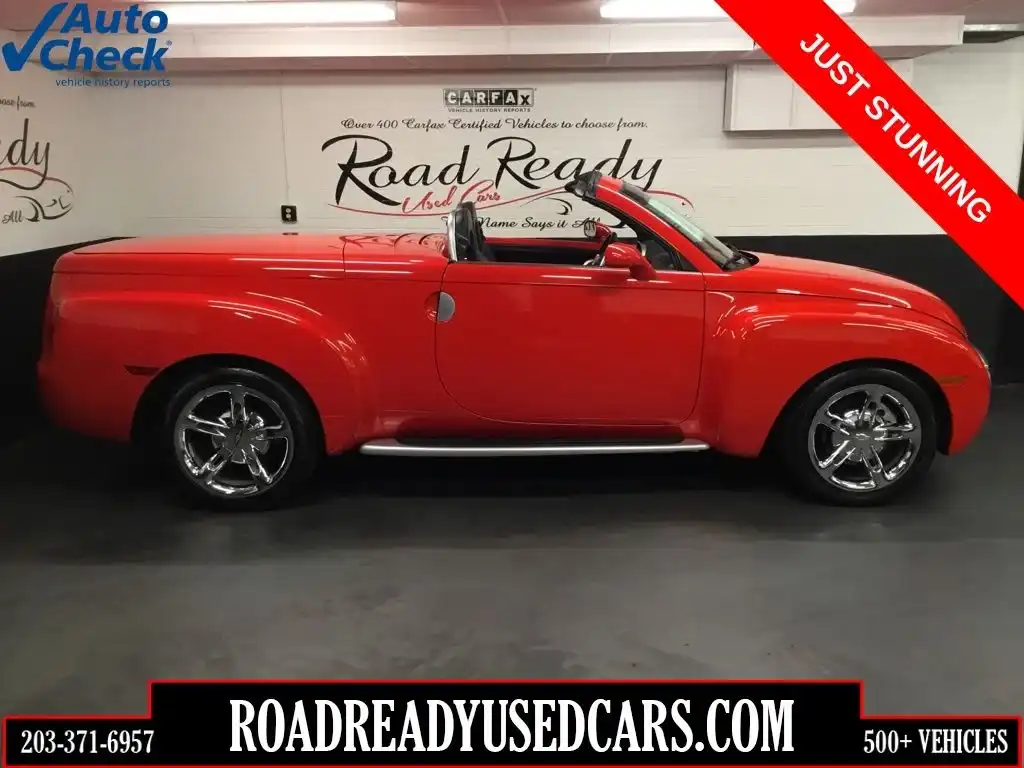 2005 Chevrolet SSR LS's photo