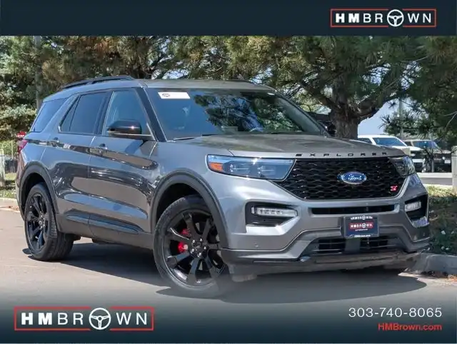 2023 Ford Explorer ST 4WD's photo